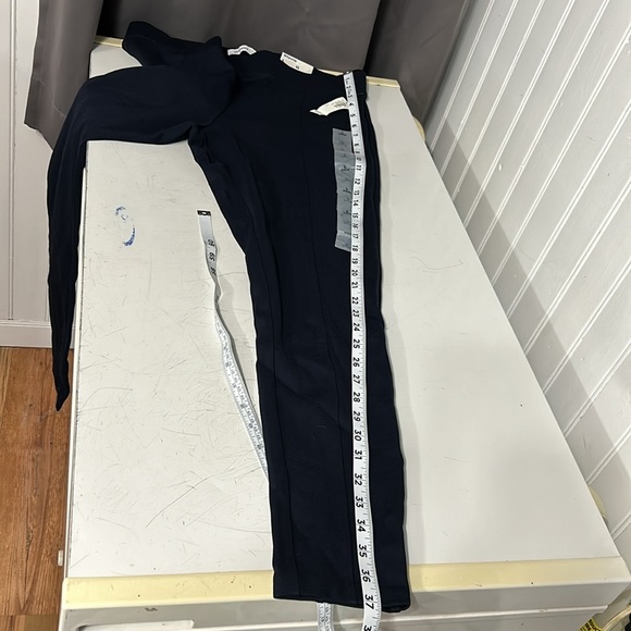 NWT- Old Navy size L , Stevie Leggins navy blue - Picture 7 of 9